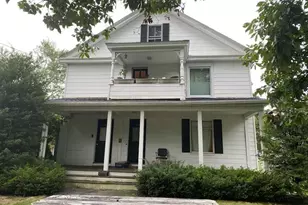 57 Chestnut St, Northampton, MA 01060 - Photo 1