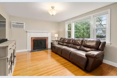 52 Ivan St, Lexington, MA 02420 - Photo 10