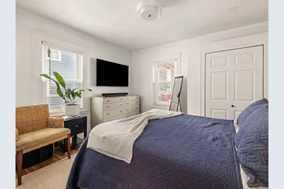 11 Hillview Ave, Boston, MA 02131 - Photo 20