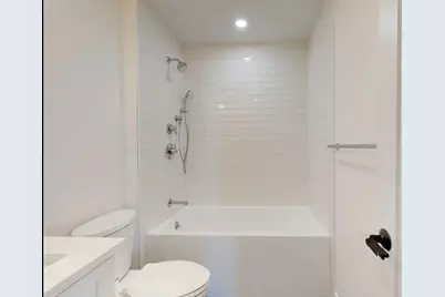 41 Fairbanks #3, Boston, MA 02135 - Photo 2