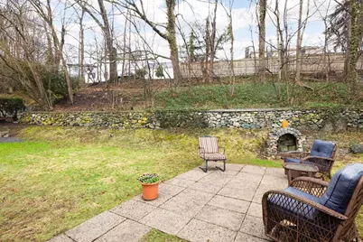 326 Austin St, Newton, MA 02465 - Photo 12