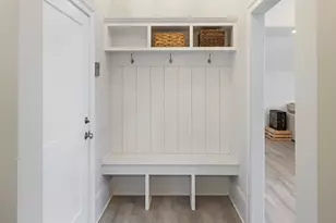 10 Congress St, Amesbury, MA 01913 - Photo 22