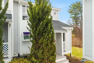 21 Alcott Cir, Taunton, MA 02780 - Photo 2