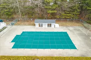 21 Alcott Cir, Taunton, MA 02780 - Photo 8