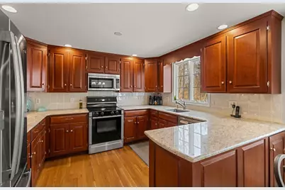 12 Inverness Cir, Boxford, MA 01921 - Photo 4