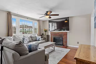 56 Puddingstone Ln, Bellingham, MA 02019 - Photo 10