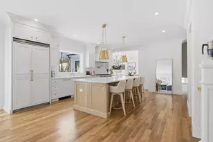 1 Plymouth Rd, Winchester, MA 01890 - Photo 8