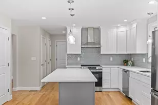1568 Washington St, Braintree, MA 02184 - Photo 4