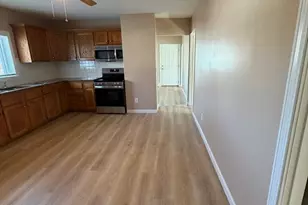 32 Pond St, Attleboro, MA 02703 - Photo 6