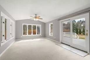 105 Barton Dr, Sudbury, MA 01776 - Photo 10
