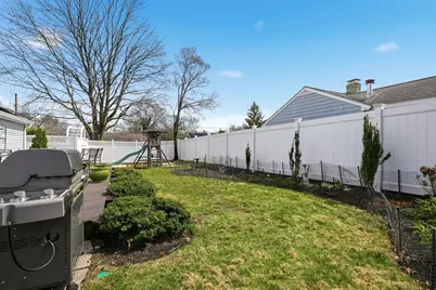 19 Brookfield Circle, Framingham, MA 01701 - Photo 38