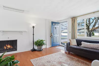 19 Brookfield Circle, Framingham, MA 01701 - Photo 6