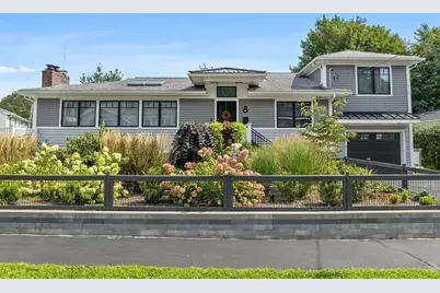 8 Arnold Street, Needham, MA 02494 - Photo 1