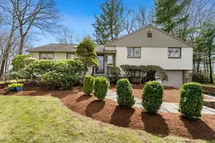 36 Kimlo Rd, Wellesley, MA 02481 - Photo 1