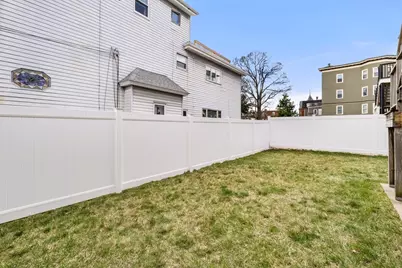 25 Fenwick St #2, Somerville, MA 02145 - Photo 18