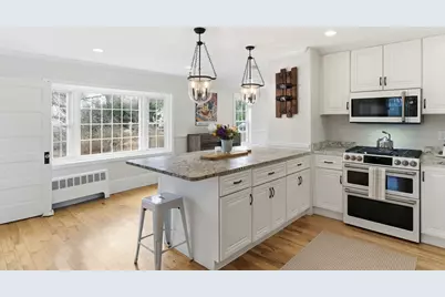 458 Johnson St, North Andover, MA 01845 - Photo 16