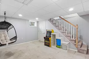 9 Pinewood Ave, Beverly, MA 01915 - Photo 28