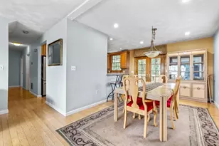 10 Battlemarch Way, Woburn, MA 01801 - Photo 4