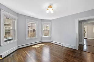 41 Abbott St, Beverly, MA 01915 - Photo 8