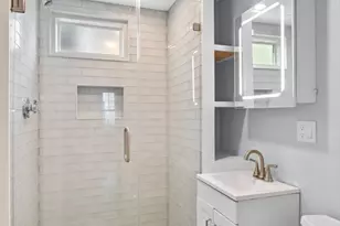 41 Abbott St, Beverly, MA 01915 - Photo 20