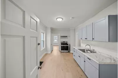 42 1/2 Cabot St, Beverly, MA 01915 - Photo 4