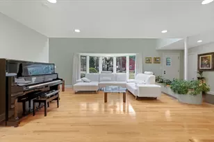 40 Lincoln Cir E, Andover, MA 01810 - Photo 16