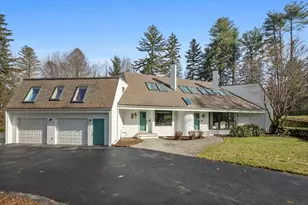 40 Lincoln Cir E, Andover, MA 01810 - Photo 2