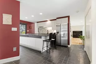 40 Lincoln Cir E, Andover, MA 01810 - Photo 4