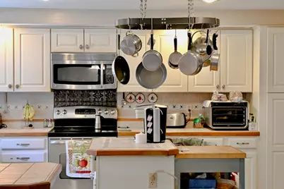 14 Whitewood Rd, Milford, MA 01757 - Photo 12
