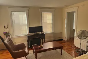 33 Bridge St, Amherst, MA 01002 - Photo 12