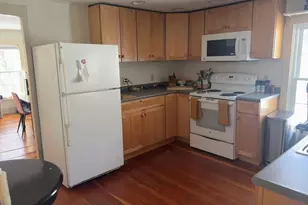 33 Bridge St, Amherst, MA 01002 - Photo 8