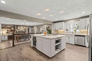 2 Deerberry Ln, Andover, MA 01810 - Photo 10