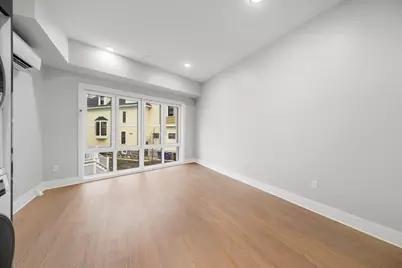 872 Broadway #202, Somerville, MA 02144 - Photo 6