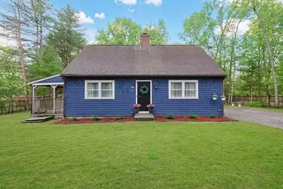 1187 S Precinct St, Taunton, MA 02718 - Photo 1