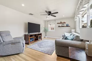 9 Chester Ave, Woburn, MA 01801 - Photo 2