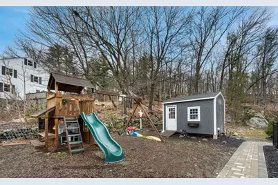 3 Fellsmere Ave, Wakefield, MA 01880 - Photo 22