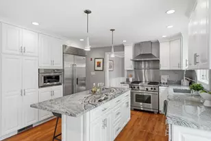 11 Alison Way, Andover, MA 01810 - Photo 6