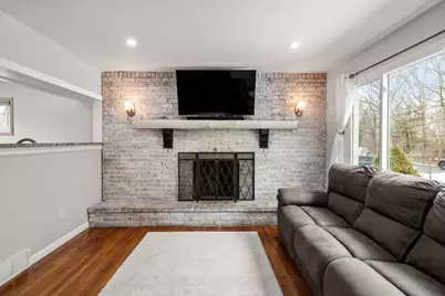 125 Rowe Street, New Bedford, MA 02740 - Photo 8