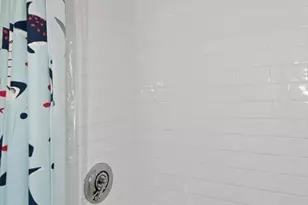 92 Woodlawn Ave, Wellesley, MA 02481 - Photo 24