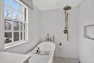 92 Woodlawn Ave, Wellesley, MA 02481 - Photo 20