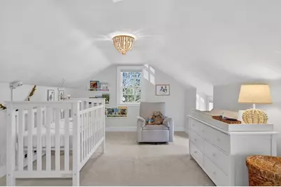 92 Woodlawn Ave, Wellesley, MA 02481 - Photo 22