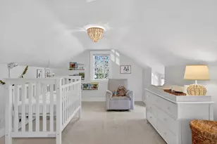 92 Woodlawn Ave, Wellesley, MA 02481 - Photo 22