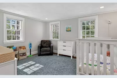 92 Woodlawn Ave, Wellesley, MA 02481 - Photo 26