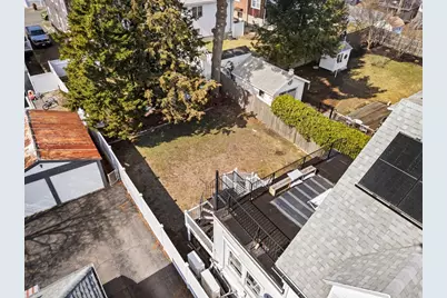 18 Hancock St, Revere, MA 02151 - Photo 10