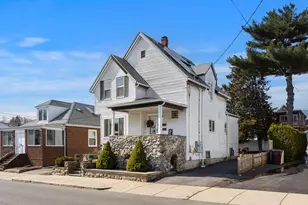 18 Hancock St, Revere, MA 02151 - Photo 2