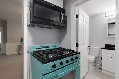 6 Kendall St, Methuen, MA 01844 - Photo 14