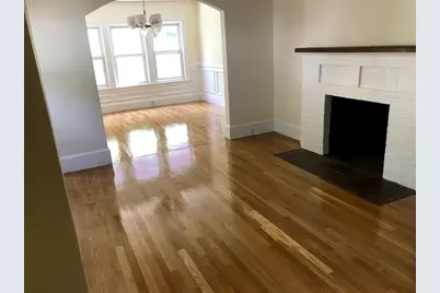 28 Beaconsfield Rd #1, Brookline, MA 02445 - Photo 4