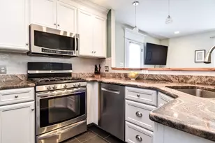 25 Duffet Rd, Framingham, MA 01702 - Photo 10