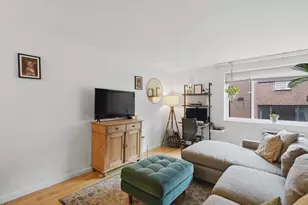 205 Kent St, Brookline, MA 02445 - Photo 4