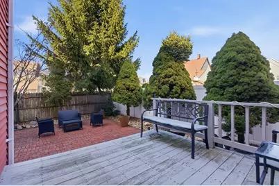 11 Pearl St, Quincy, MA 02169 - Photo 32